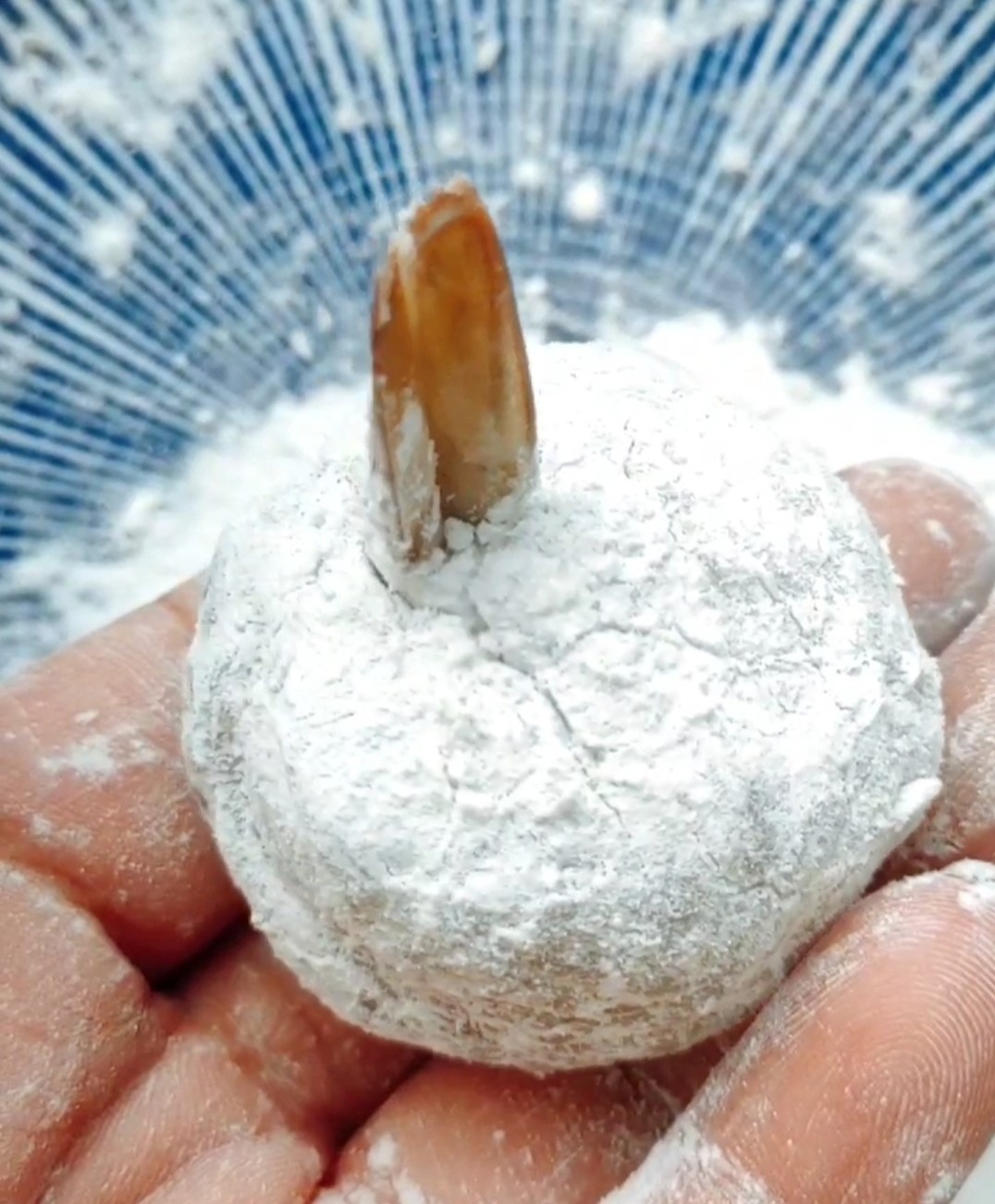 荔枝蝦球的做法-芥末味炸菜譜-易網(wǎng)健康養(yǎng)生網(wǎng) 荔枝蝦球的做法-芥末味炸菜譜