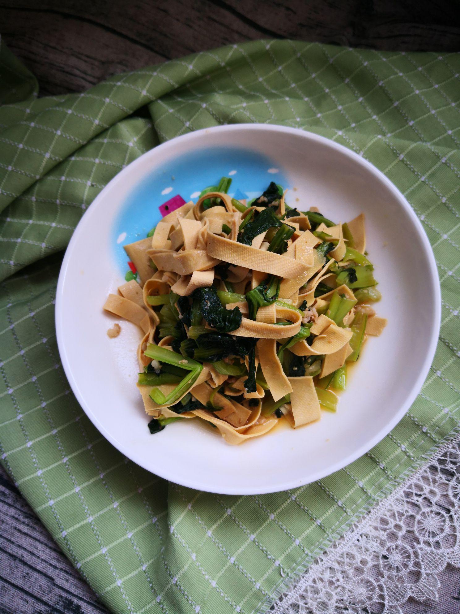 烏塌菜炒豆皮的做法-家常味炒菜譜