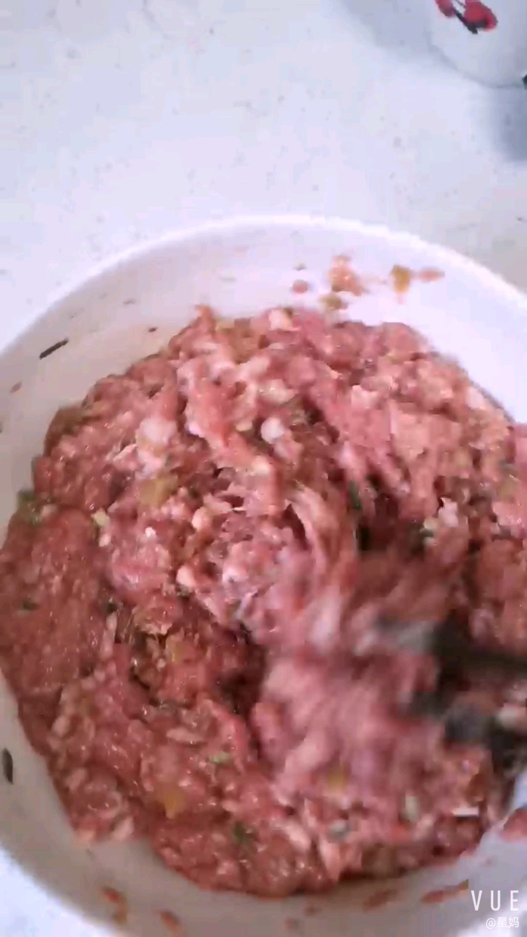 豆腐皮包肉的做法-家常味蒸菜譜-易網(wǎng)健康養(yǎng)生網(wǎng) 豆腐皮包肉的做法-家常味蒸菜譜