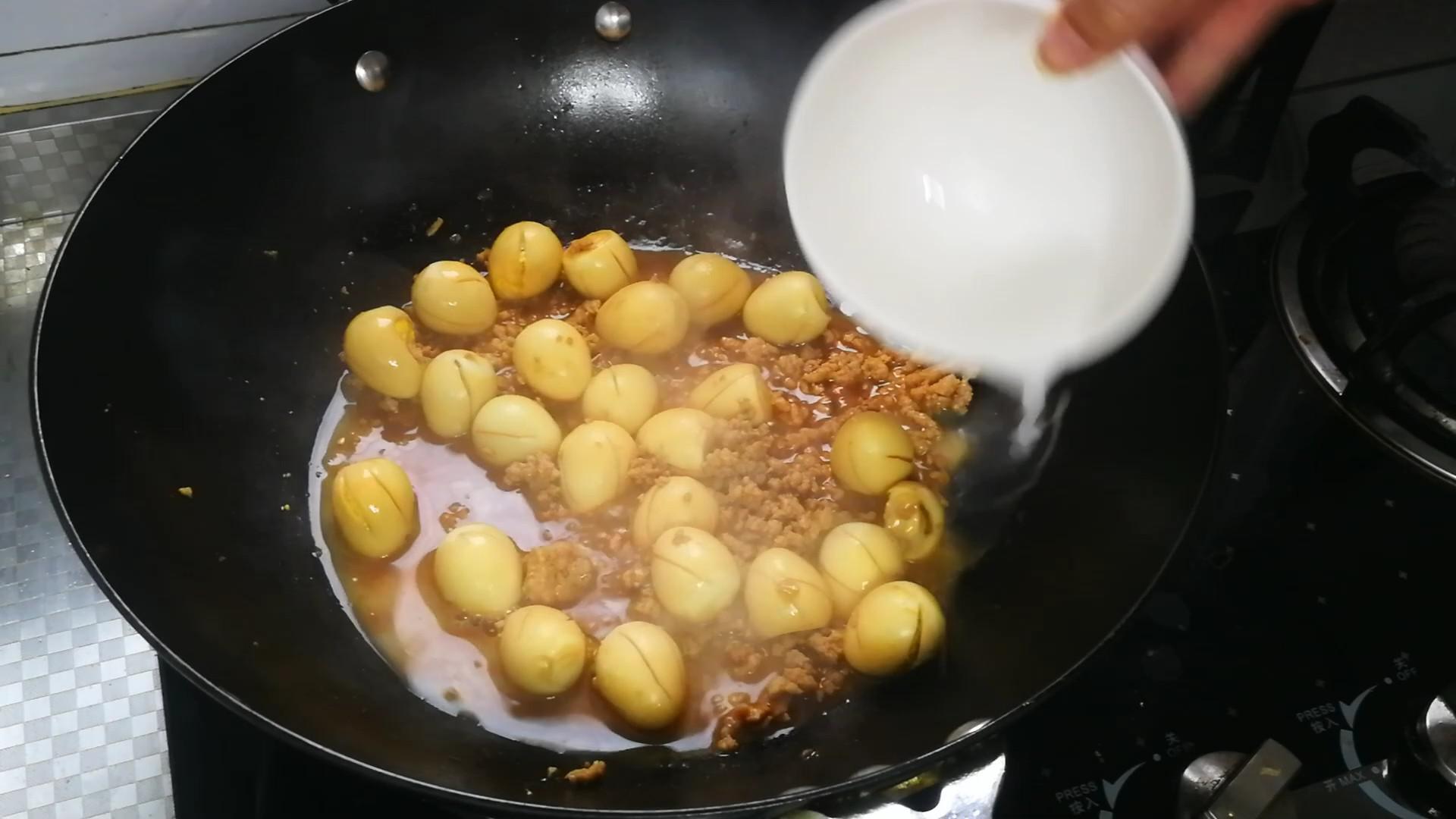 肉末燒鵪鶉蛋的做法-家常味炒菜譜-易網(wǎng)健康養(yǎng)生網(wǎng) 肉末燒鵪鶉蛋的做法-家常味炒菜譜