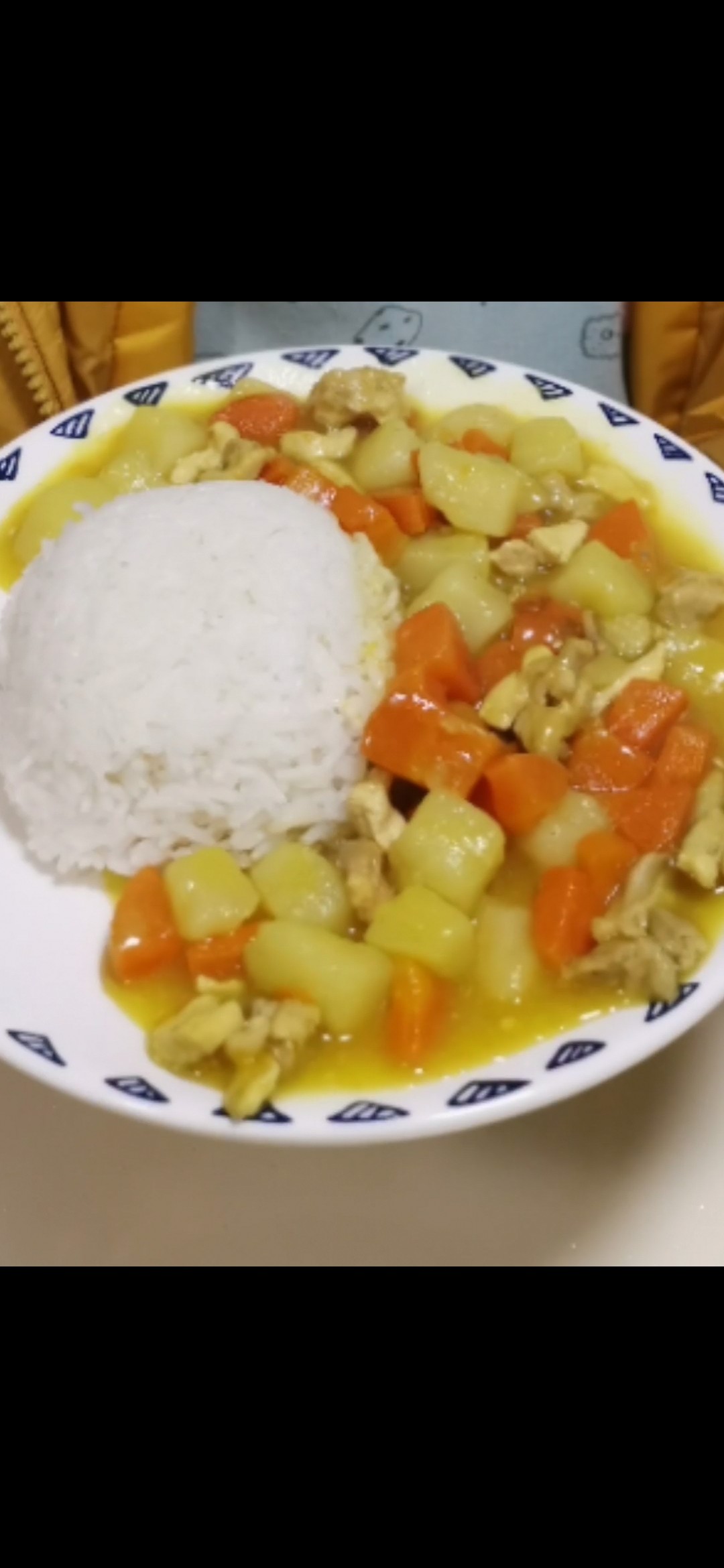 孩子的咖喱土豆飯的做法-咖喱味炒菜譜-易網健康養生網 孩子的咖喱土豆飯的做法-咖喱味炒菜譜