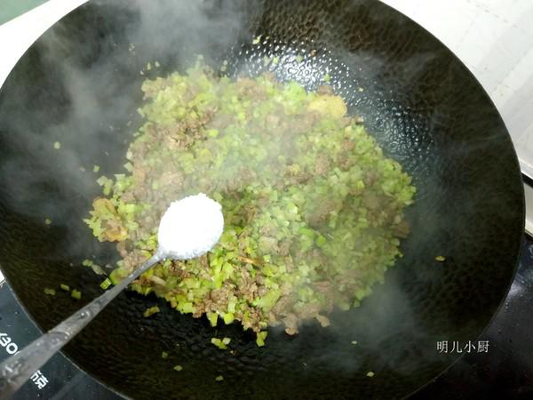 芹菜牛肉渣的做法-家常味炒菜譜