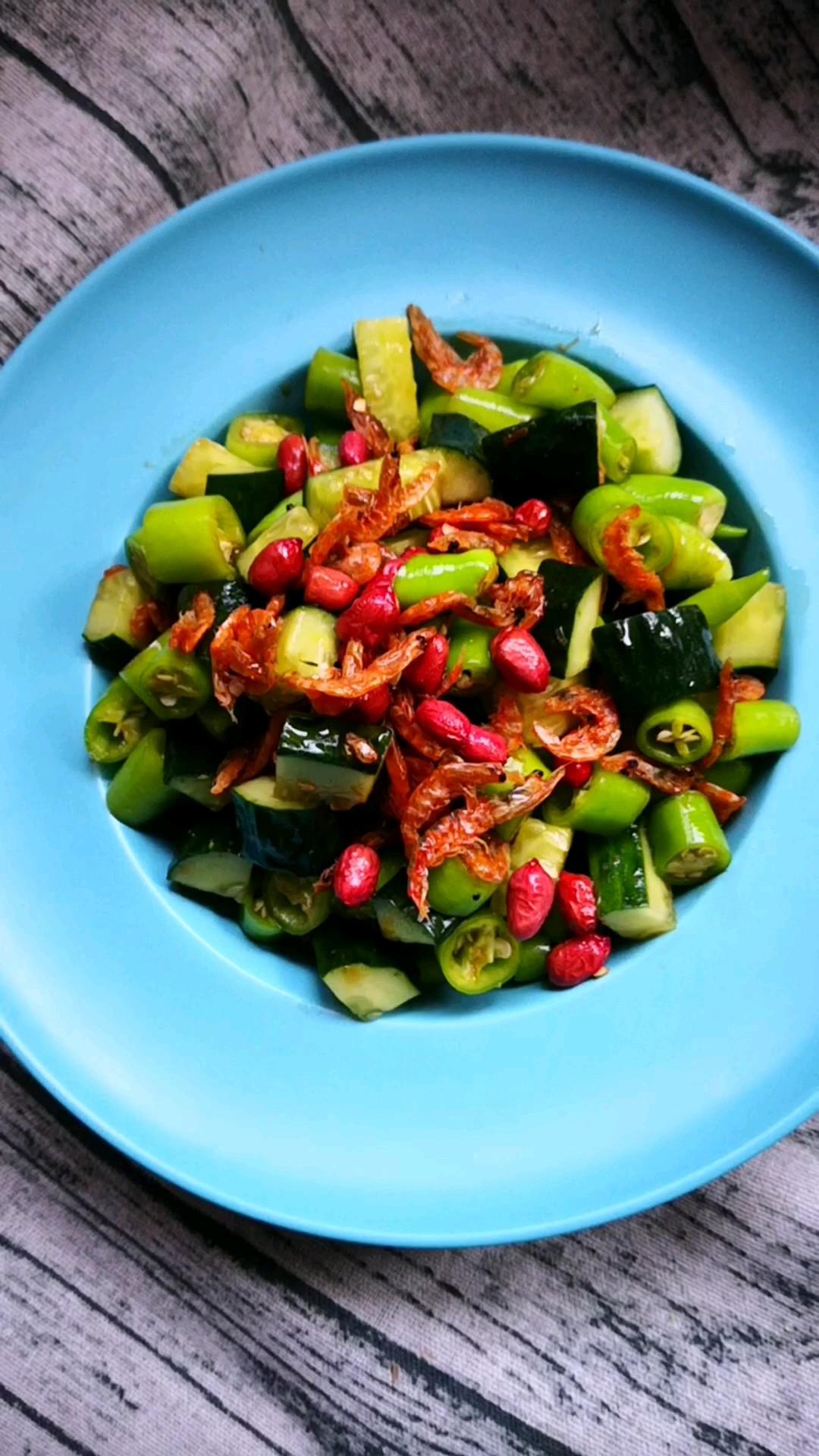 花生米拌杭椒的做法-家常味拌菜譜