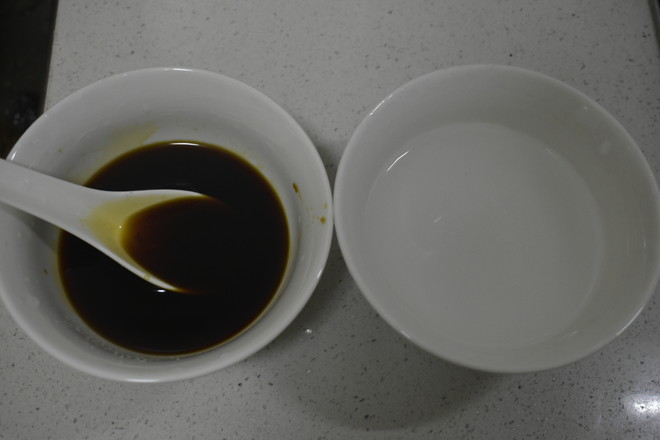 排骨混蛋的做法-家常味煮菜譜