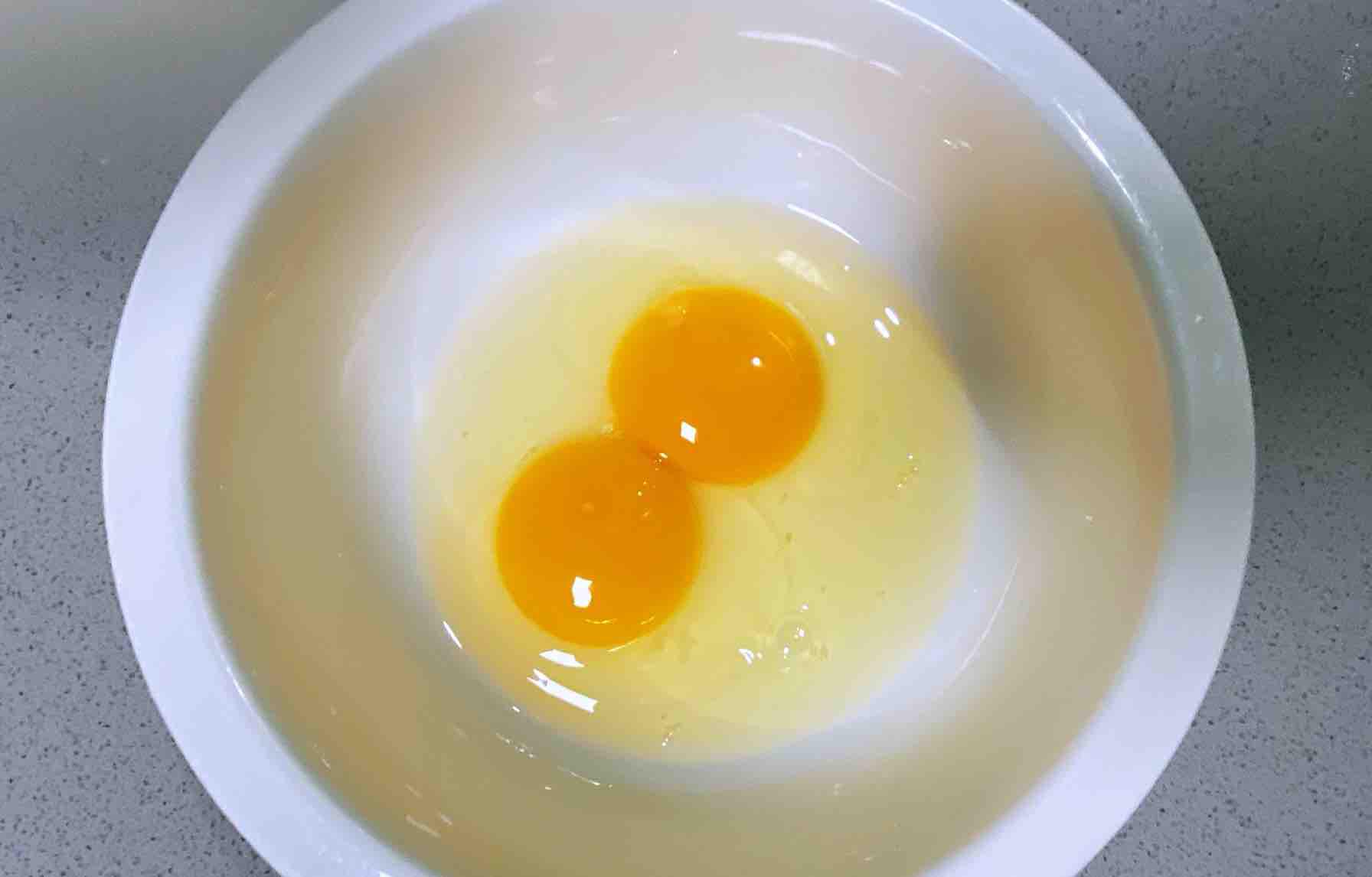 蔬菜雞蛋餅， 好看又營養(yǎng)，色澤漂亮，連小朋友都愛吃～的做法-家常味煎菜譜