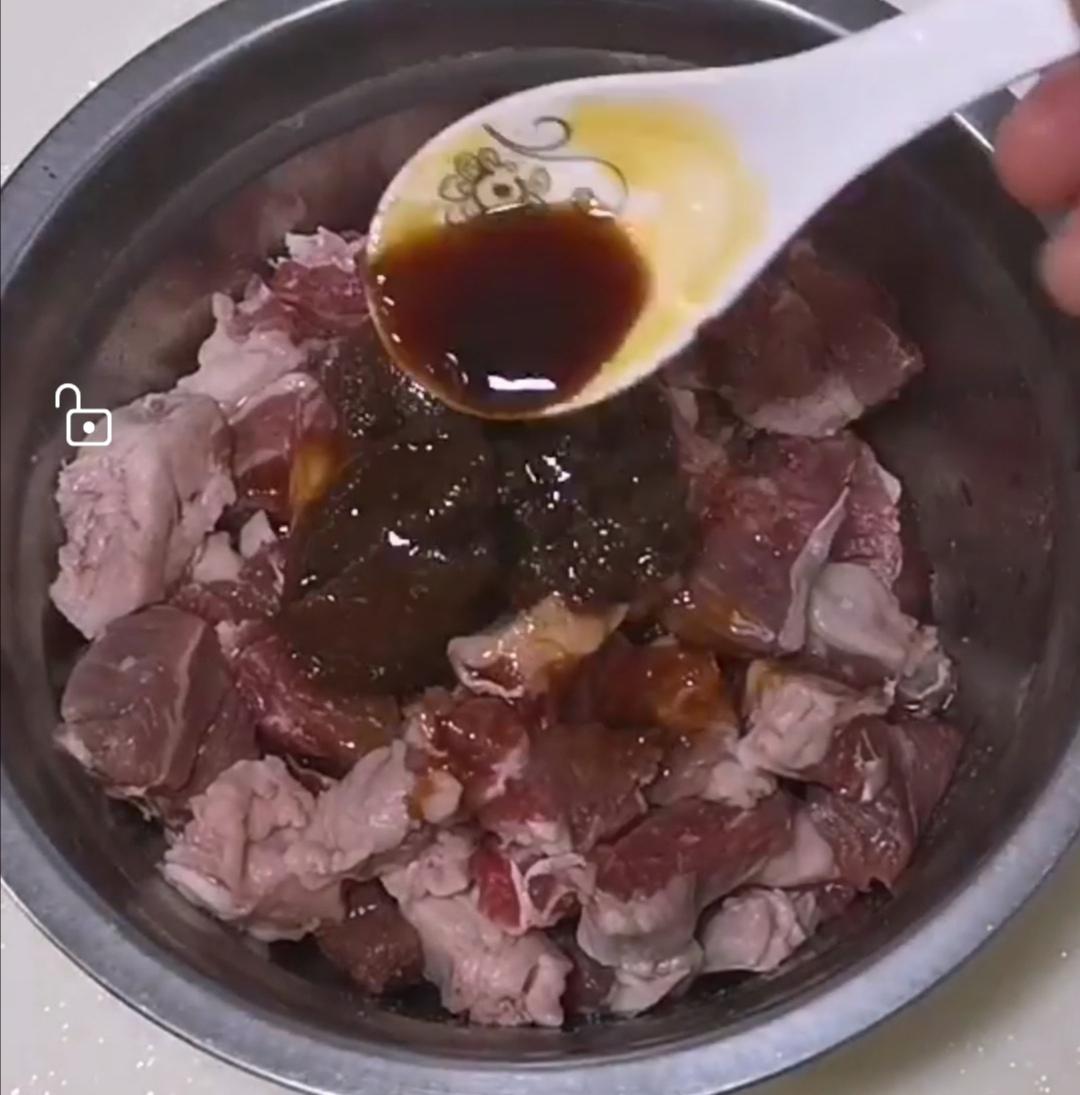 西紅柿排骨的做法-家常味燜菜譜