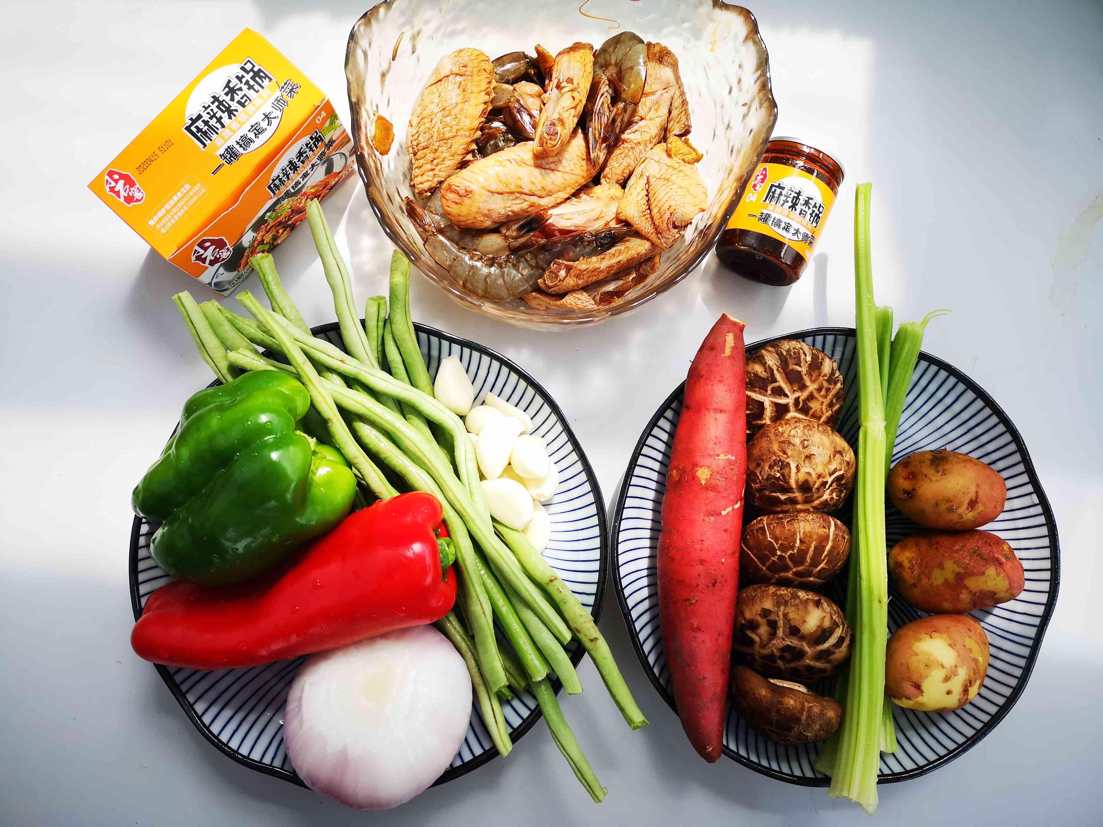 巨好吃，自制燜鍋，秒殺黃記煌的做法-香辣味燜菜譜