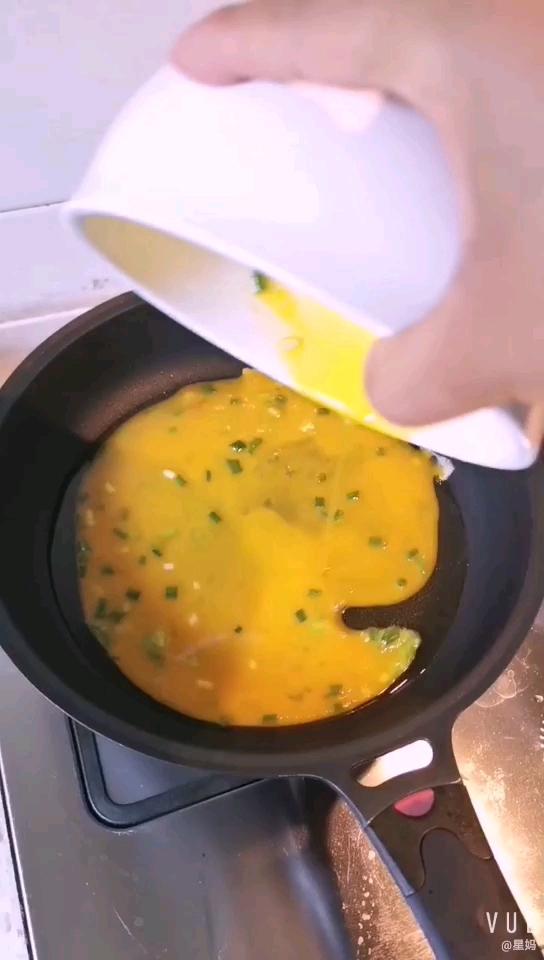 雞蛋培根拼盤(pán)的做法-家常味炒菜譜