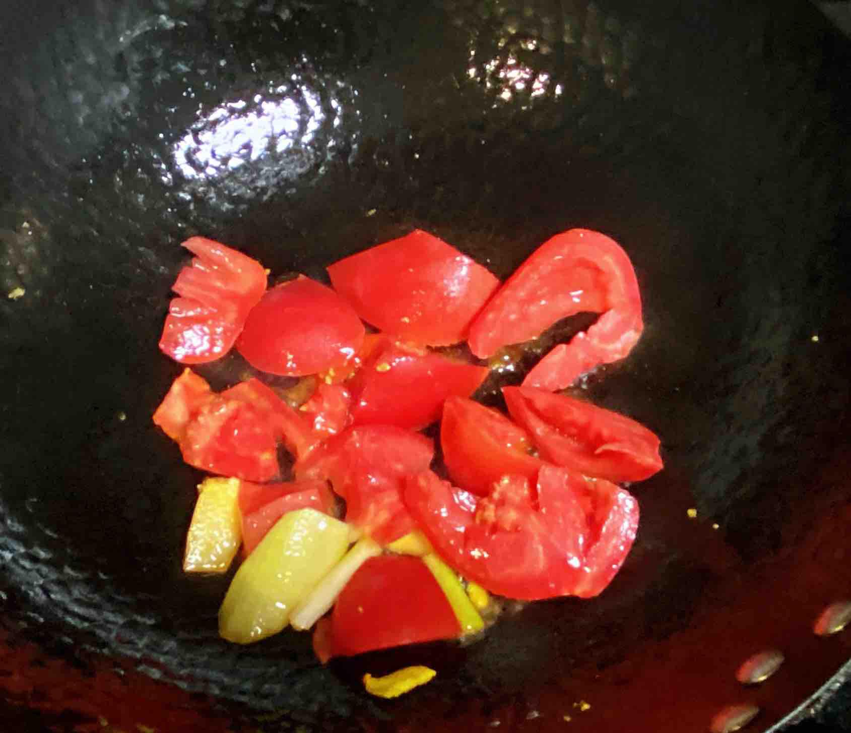 孕婦食譜番茄絲瓜炒雞蛋，酸酸甜甜，營養成分全方位～的作法-咸鮮味燒菜譜