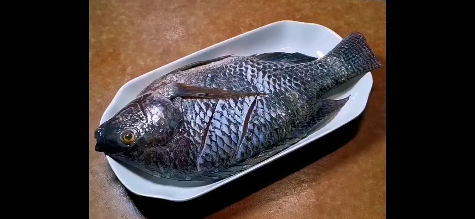 烤箱版烤魚的做法-家常味烤菜譜