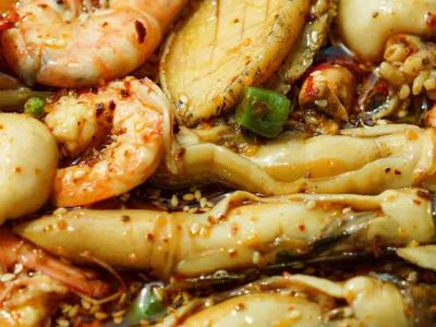 簡易二步，教你做超嫩的撈汁小海鮮的作法-香辣味煮菜譜