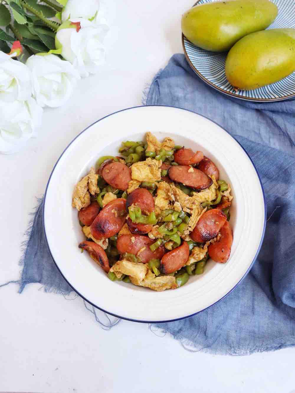 香腸雞蛋炒青椒的做法-香辣味炒菜譜