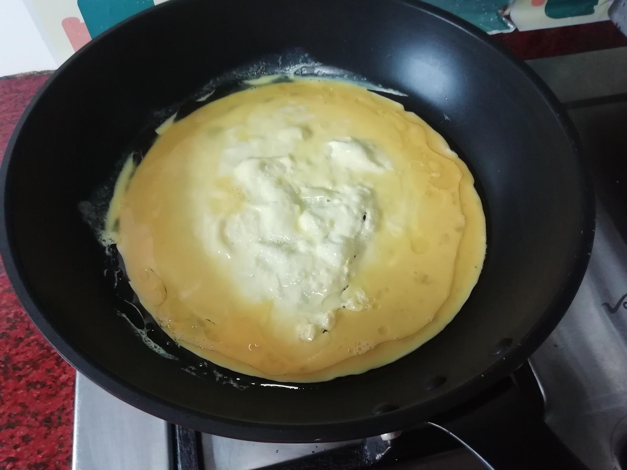 蛋絲拌豌豆苗的做法-咸鮮味拌菜譜