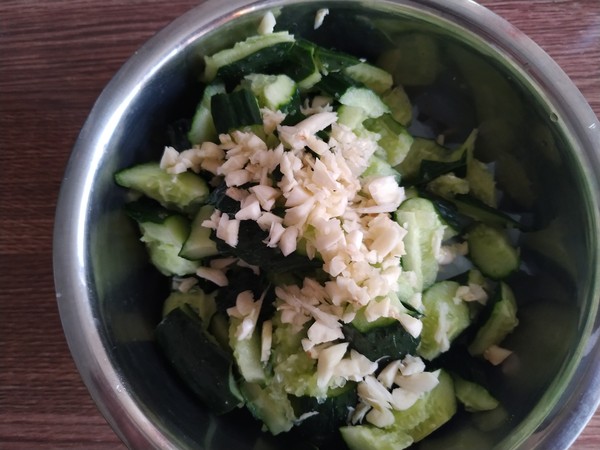 涼皮黃瓜的做法-家常味拌菜譜