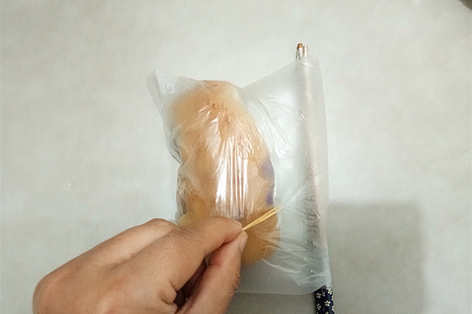 白切肘子的做法-咸鮮味煮菜譜