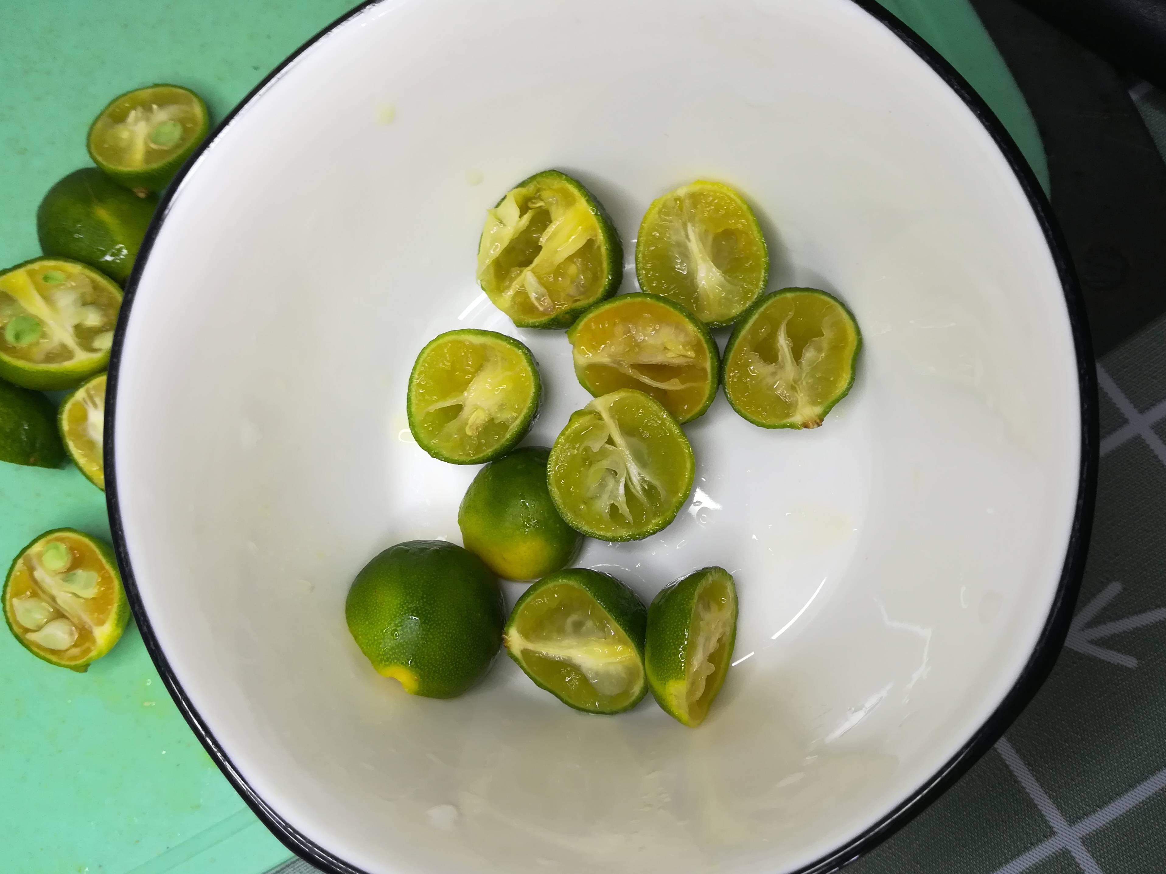 百香果青檸拌黃瓜的做法-咸鮮味拌菜譜