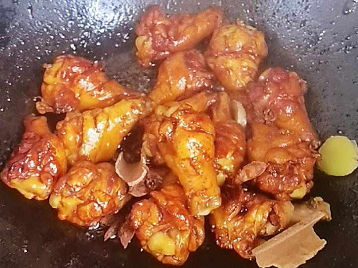 雞腿的花式做法-雞腿燜野筍，配菜豐富，營養美味，孩子超愛吃的做法-家常味燜菜譜