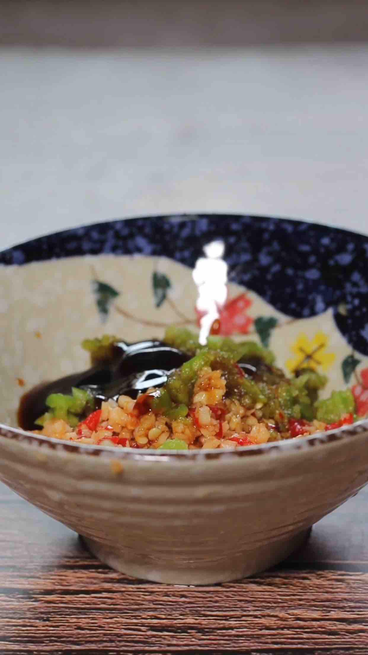 劈腿大蝦的做法-咸鮮味蒸菜譜