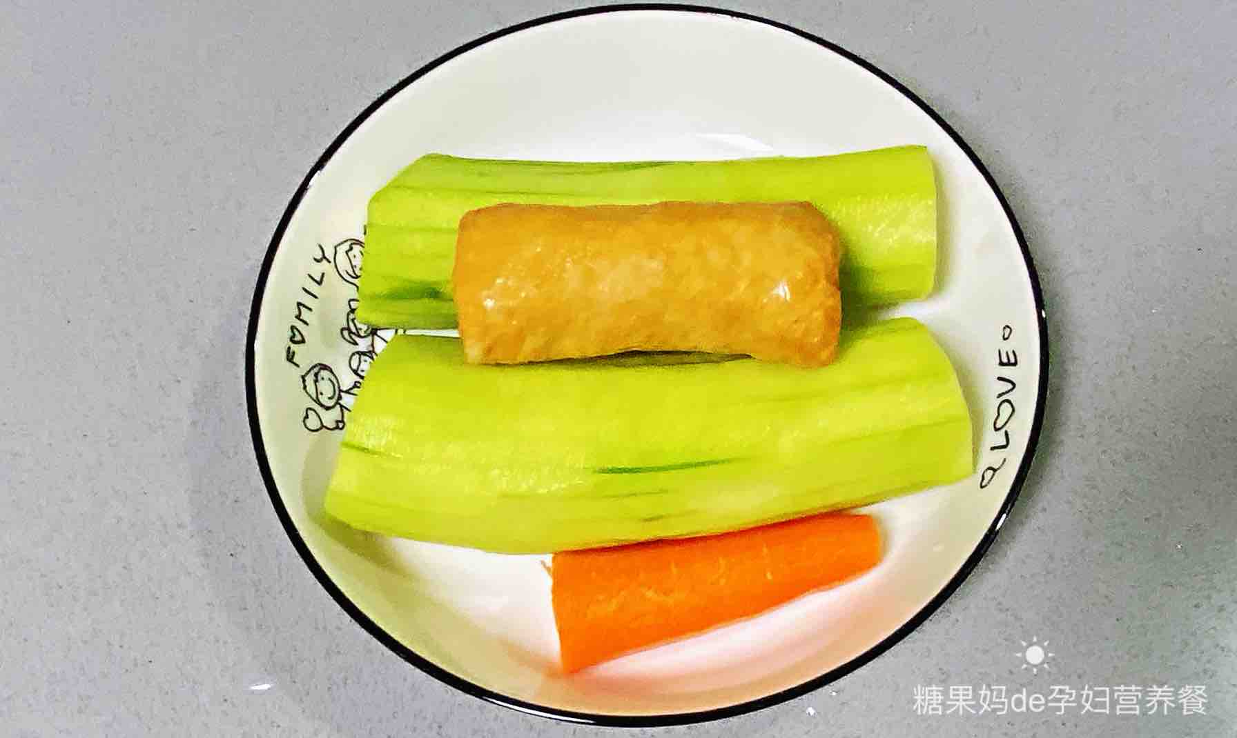 孕婦食譜炒絲瓜燴魚餅，甜美味味，色澤艷麗、低脂又營養成分～的作法-咸鮮香燴食譜