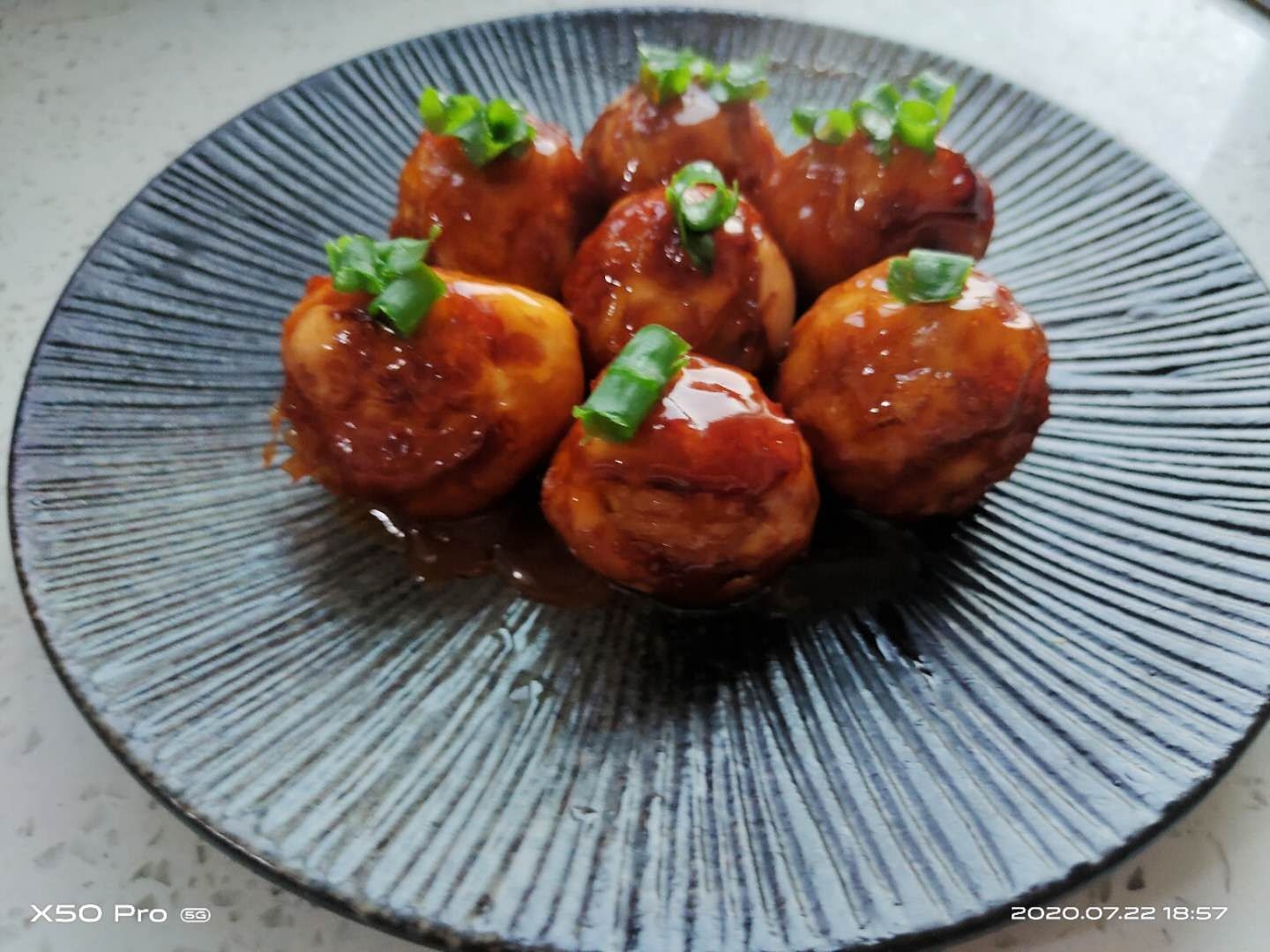 召喚神龍的七龍珠-糖醋雞蛋的做法-酸甜味炸菜譜