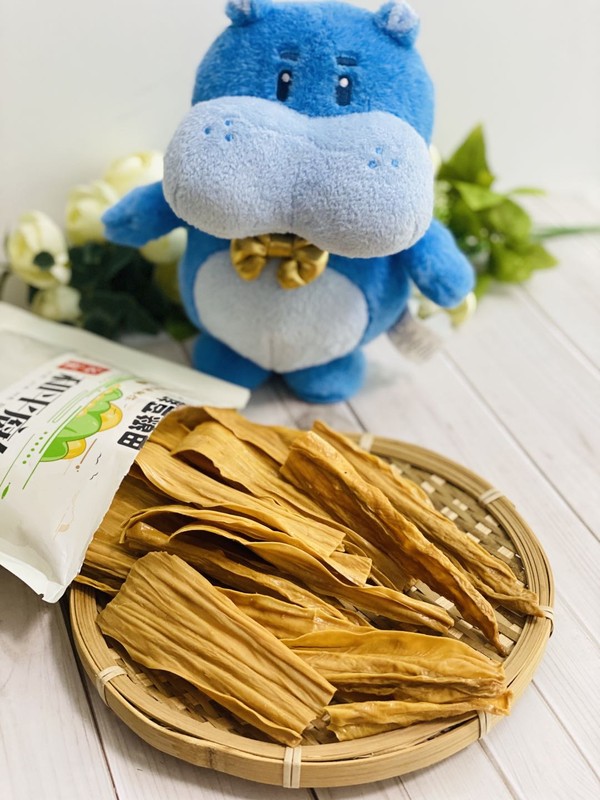 夏日涼拌吃腐竹，爽滑可口，撈一撈超好吃的做法-家常味煮菜譜