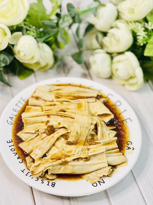 夏日涼拌吃腐竹，爽滑可口，撈一撈超好吃的做法-家常味煮菜譜