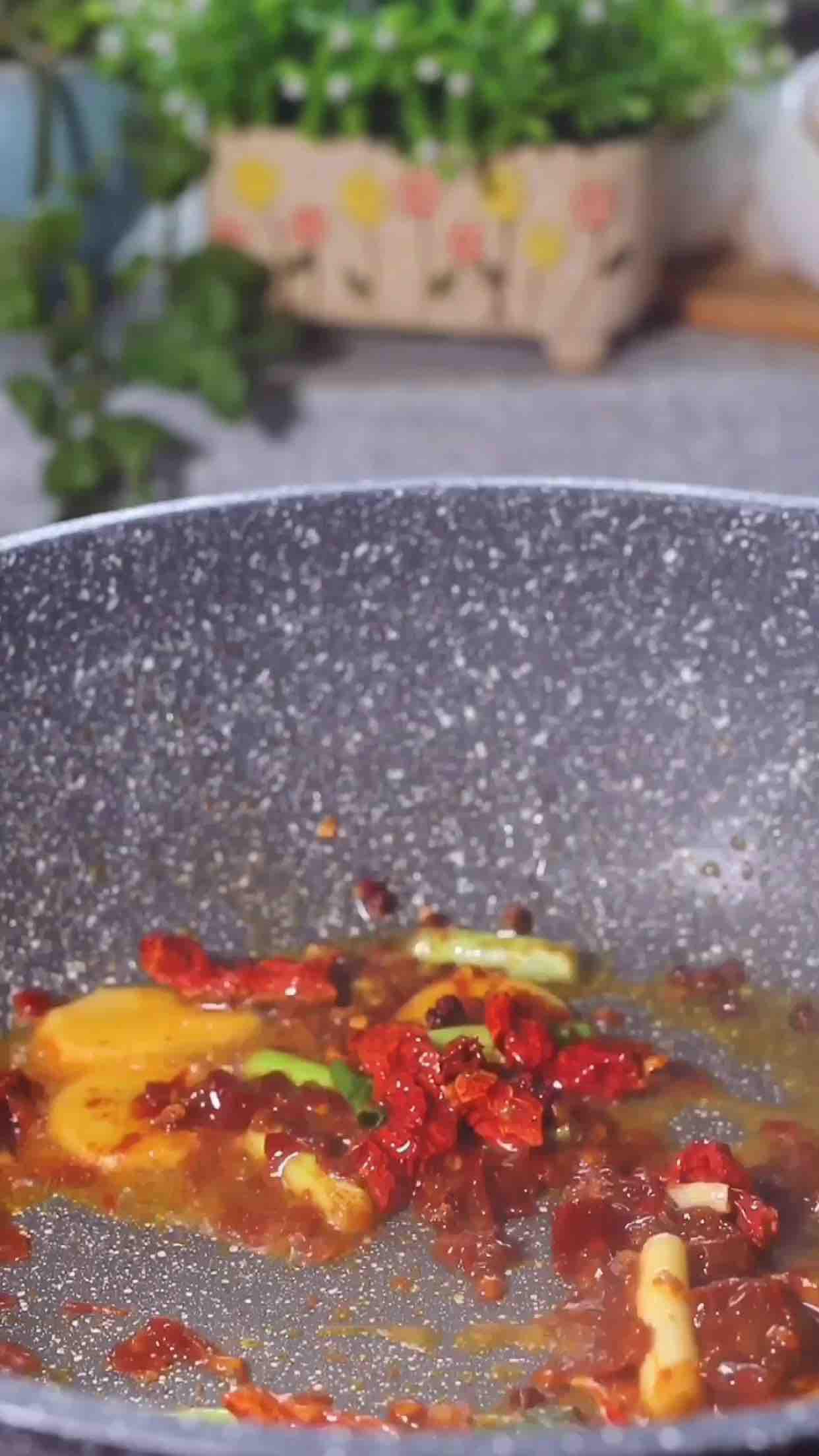 老酒雞的做法-家常味燉菜譜