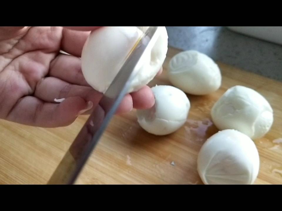 召喚神龍的七龍珠-糖醋雞蛋的做法-酸甜味炸菜譜