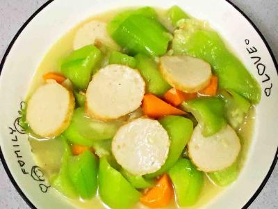 孕婦食譜炒絲瓜燴魚餅,甜美味味,色澤艷麗、低脂又營養成分~的作法-咸鮮香燴食譜