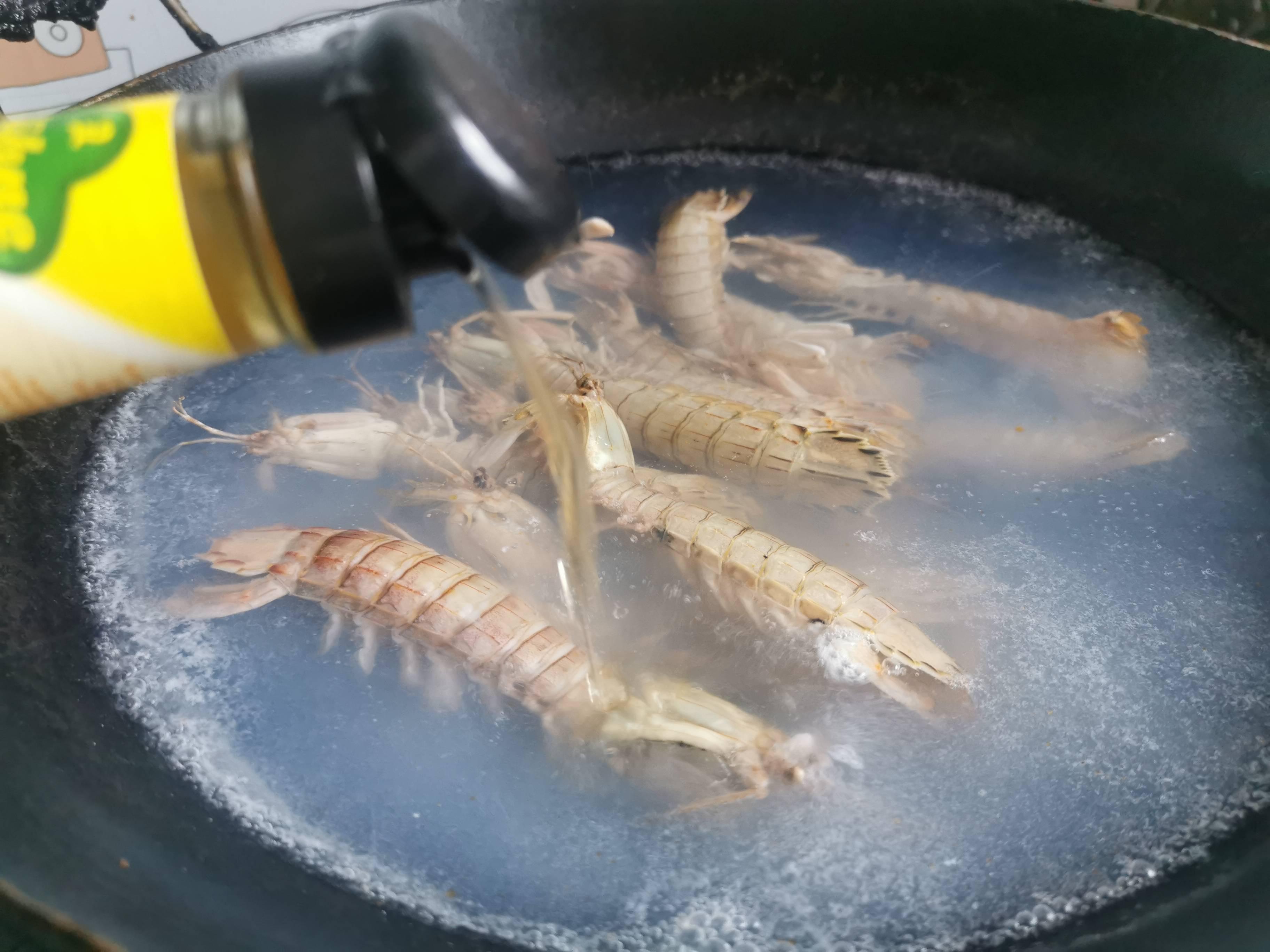 椒鹽皮皮蝦的做法-其它口味炸菜譜