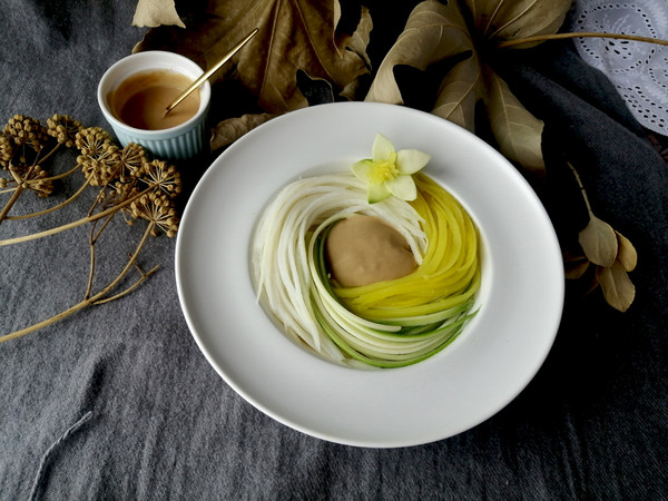 沒有一顆面粉的三絲拌“面”的做法-其它口味拌菜譜