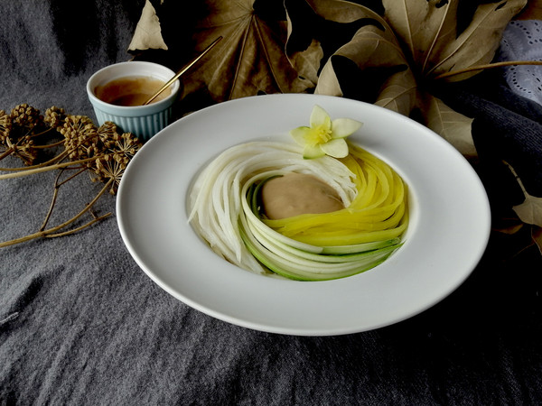 沒有一顆面粉的三絲拌“面”的做法-其它口味拌菜譜