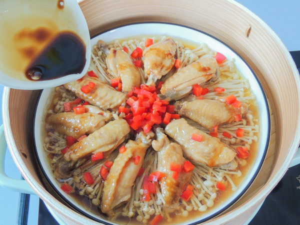 金針菇蒸雞翅的做法-家常味蒸菜譜