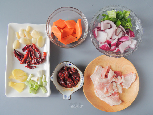 干鍋西藍花杏鮑菇的做法-家常味煮菜譜