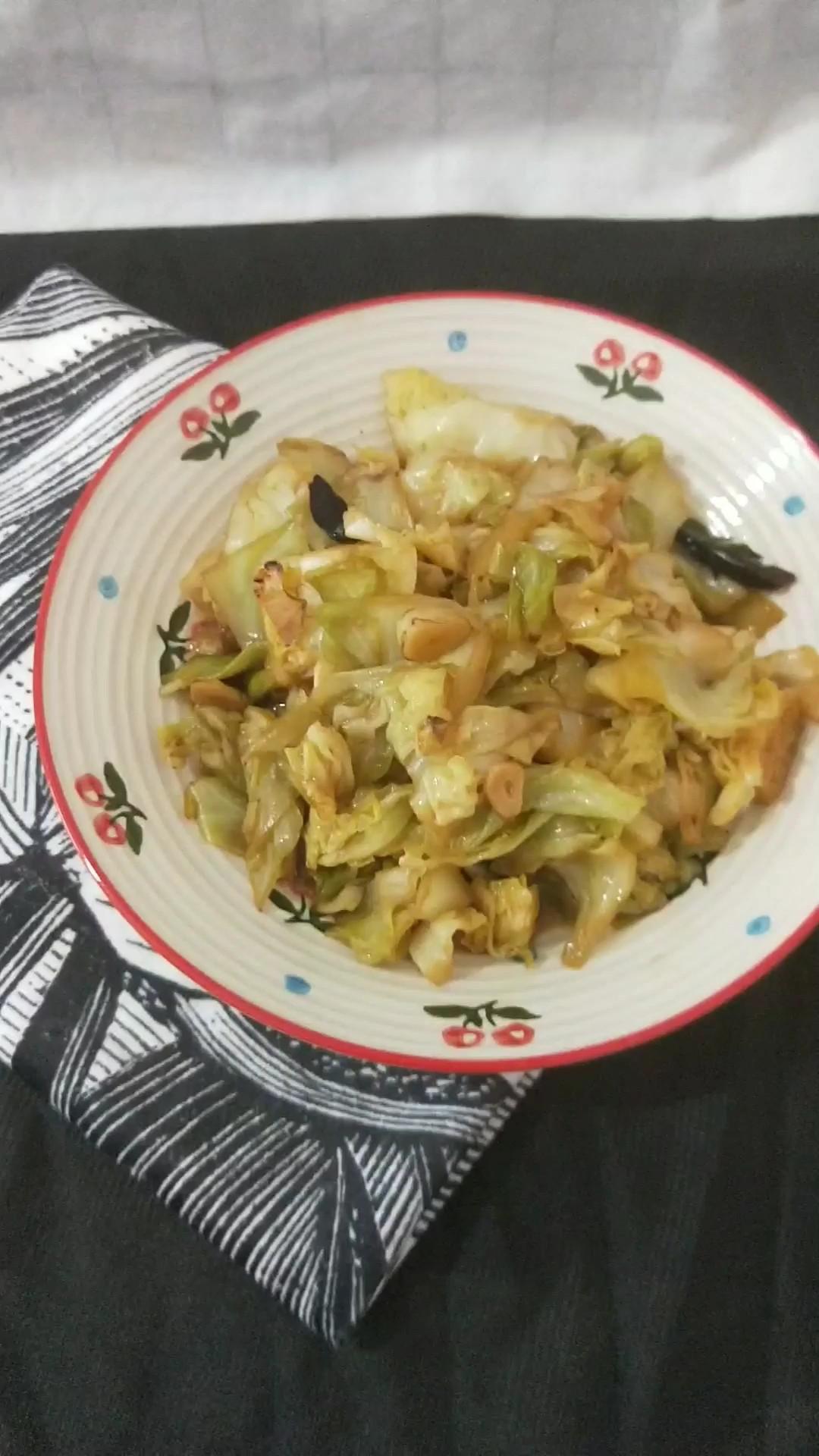 酸辣包菜的做法-酸辣味炒菜譜