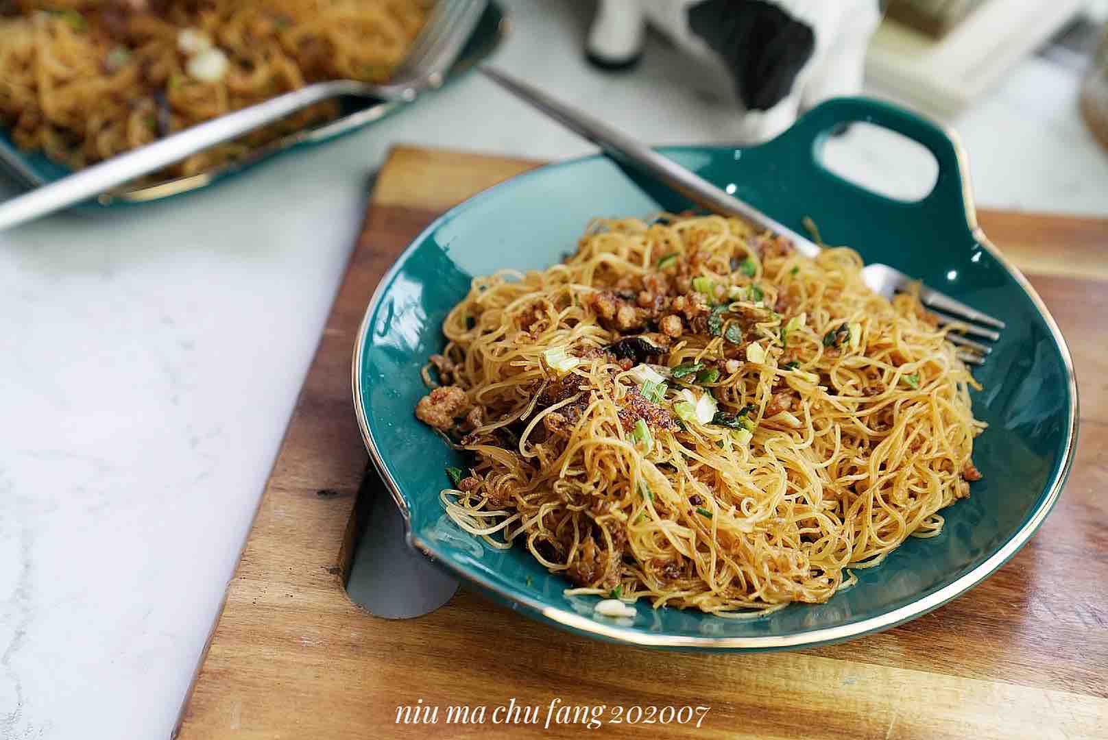 香茹肉末炒粉的做法-家常味炒菜譜