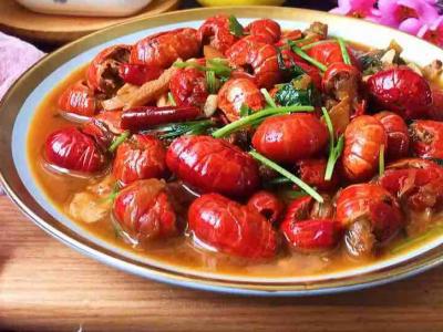 香辣龍蝦尾的作法-香辣味炒菜譜