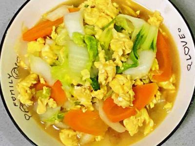 孕婦食譜小白菜炒雞蛋,清新不油膩,營養(yǎng)成分又身心健康~的作法-家常味燒菜譜