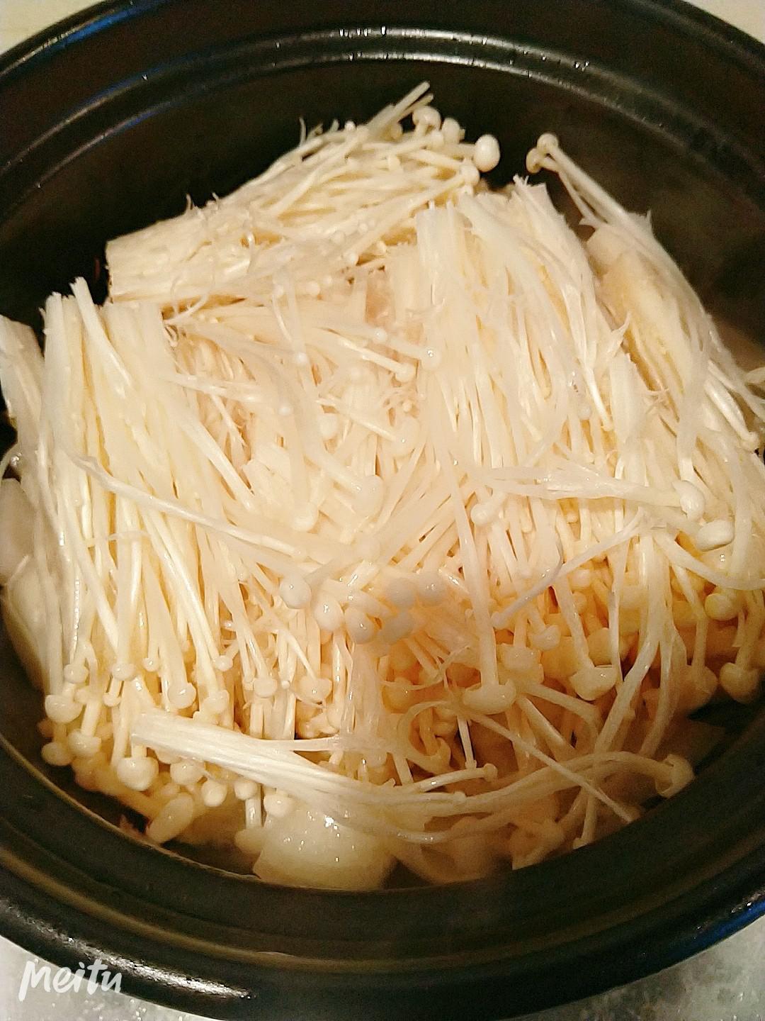 啤酒砂鍋雞翅煲的做法-咸鮮味燉菜譜