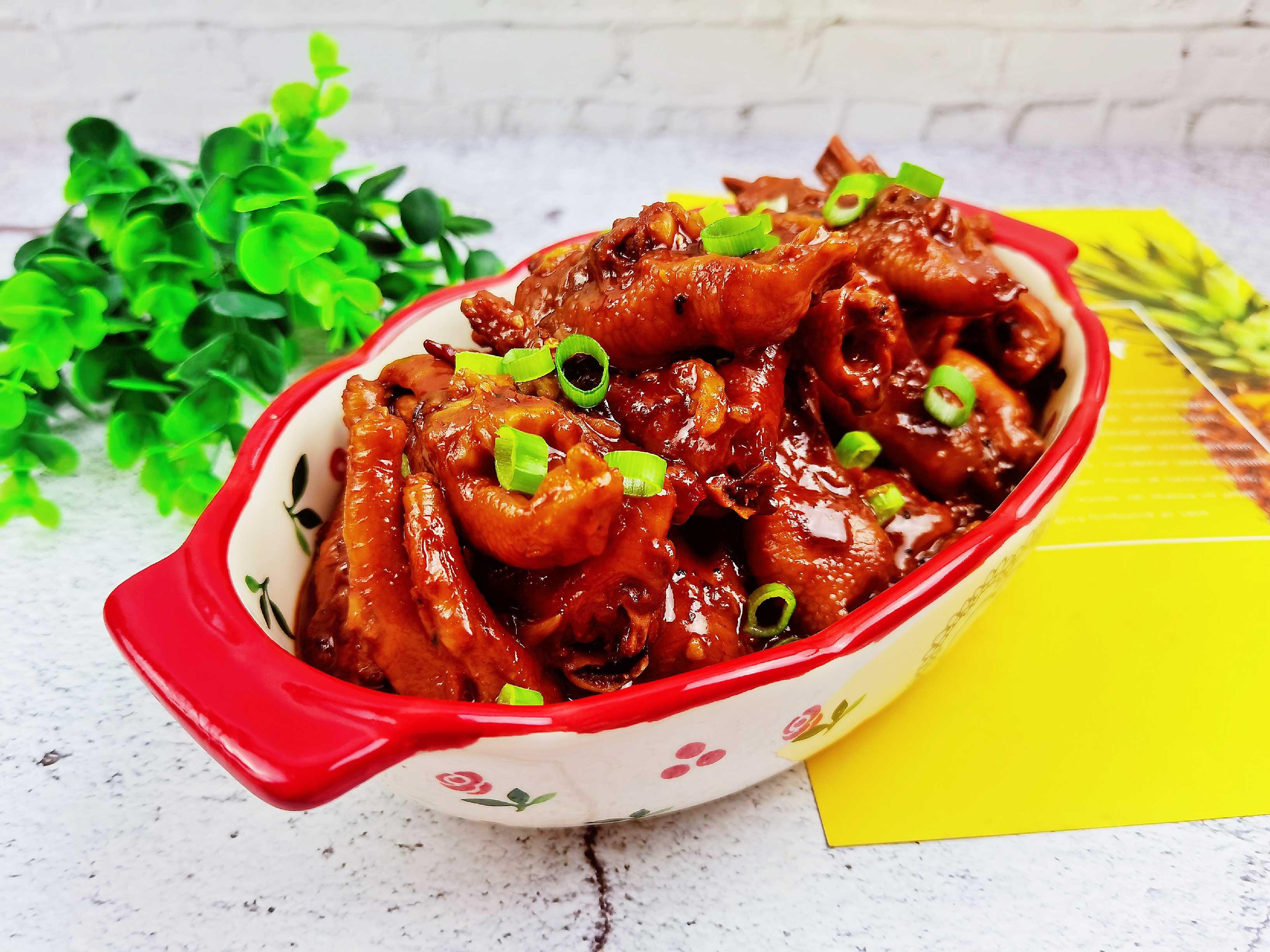 我是半滴雨，#來自內(nèi)蒙古#，參賽作品為腐乳鳳爪，好吃到吮指的做法-咸鮮味燜菜譜