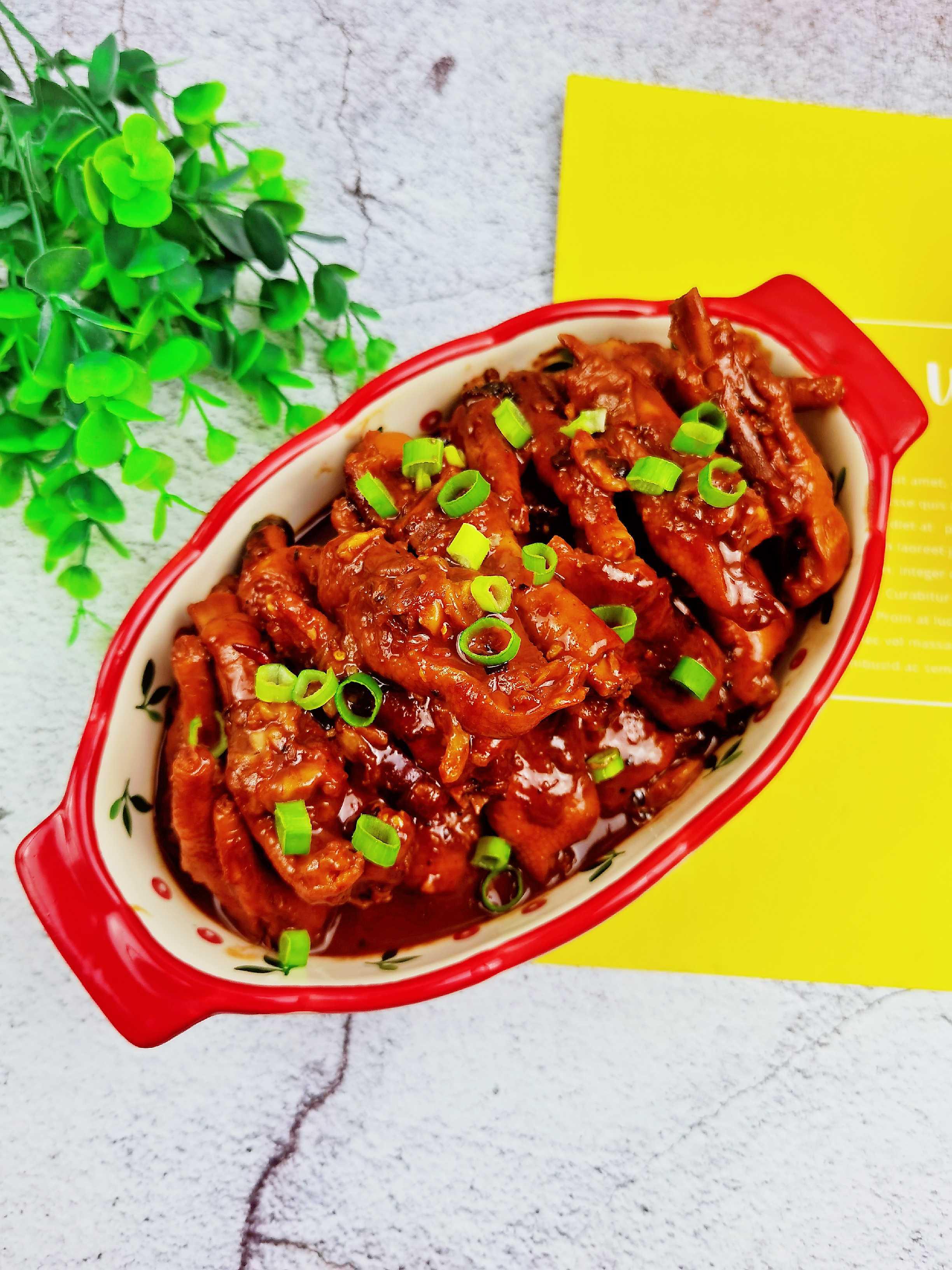 我是半滴雨，#來自內(nèi)蒙古#，參賽作品為腐乳鳳爪，好吃到吮指的做法-咸鮮味燜菜譜