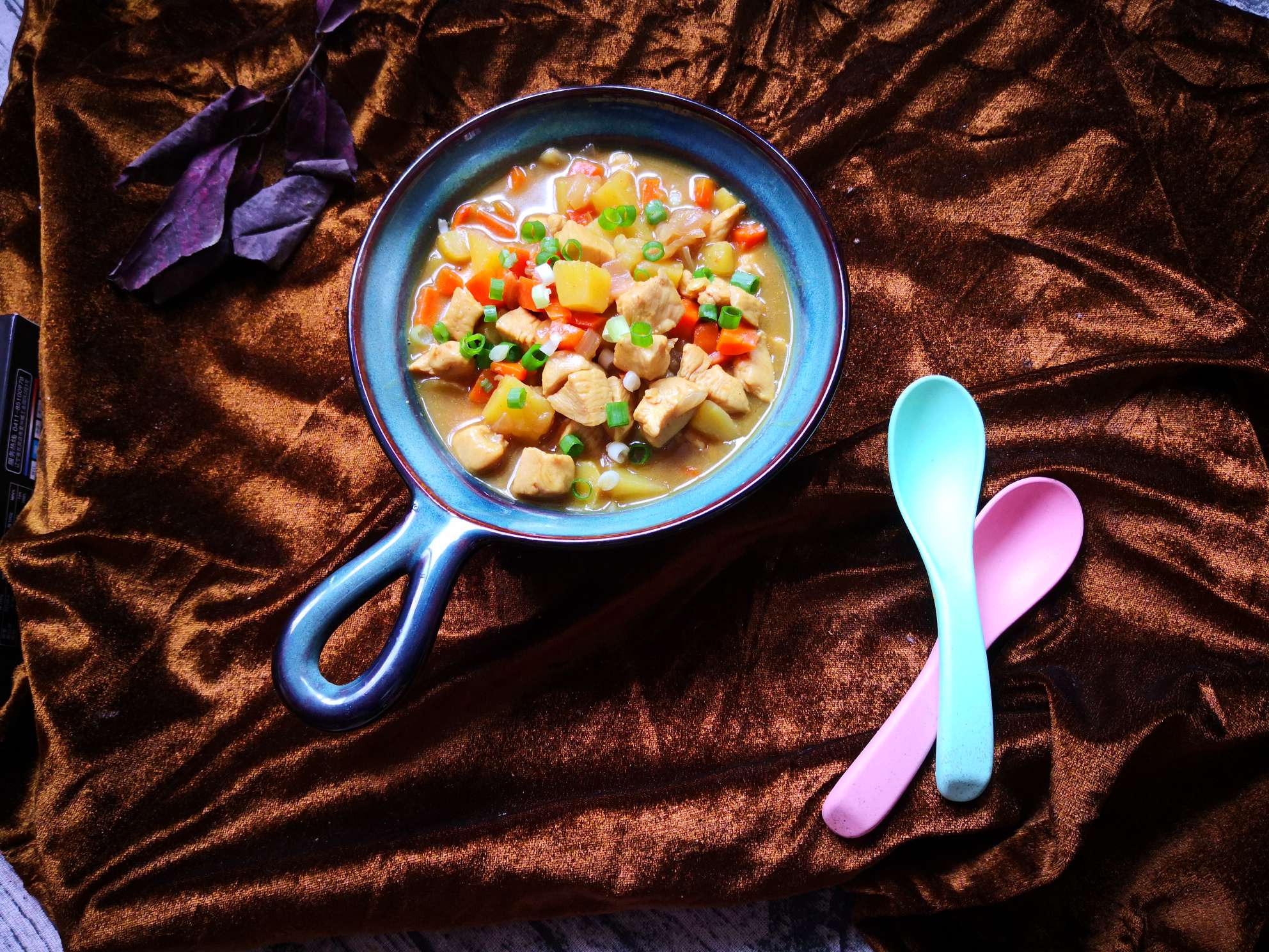 咖喱雞胸肉的做法-咖喱味炒菜譜