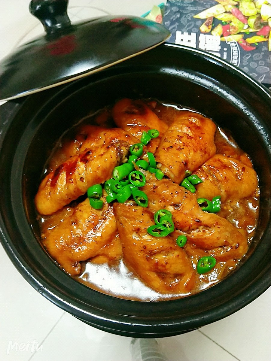 啤酒砂鍋雞翅煲的做法-咸鮮味燉菜譜