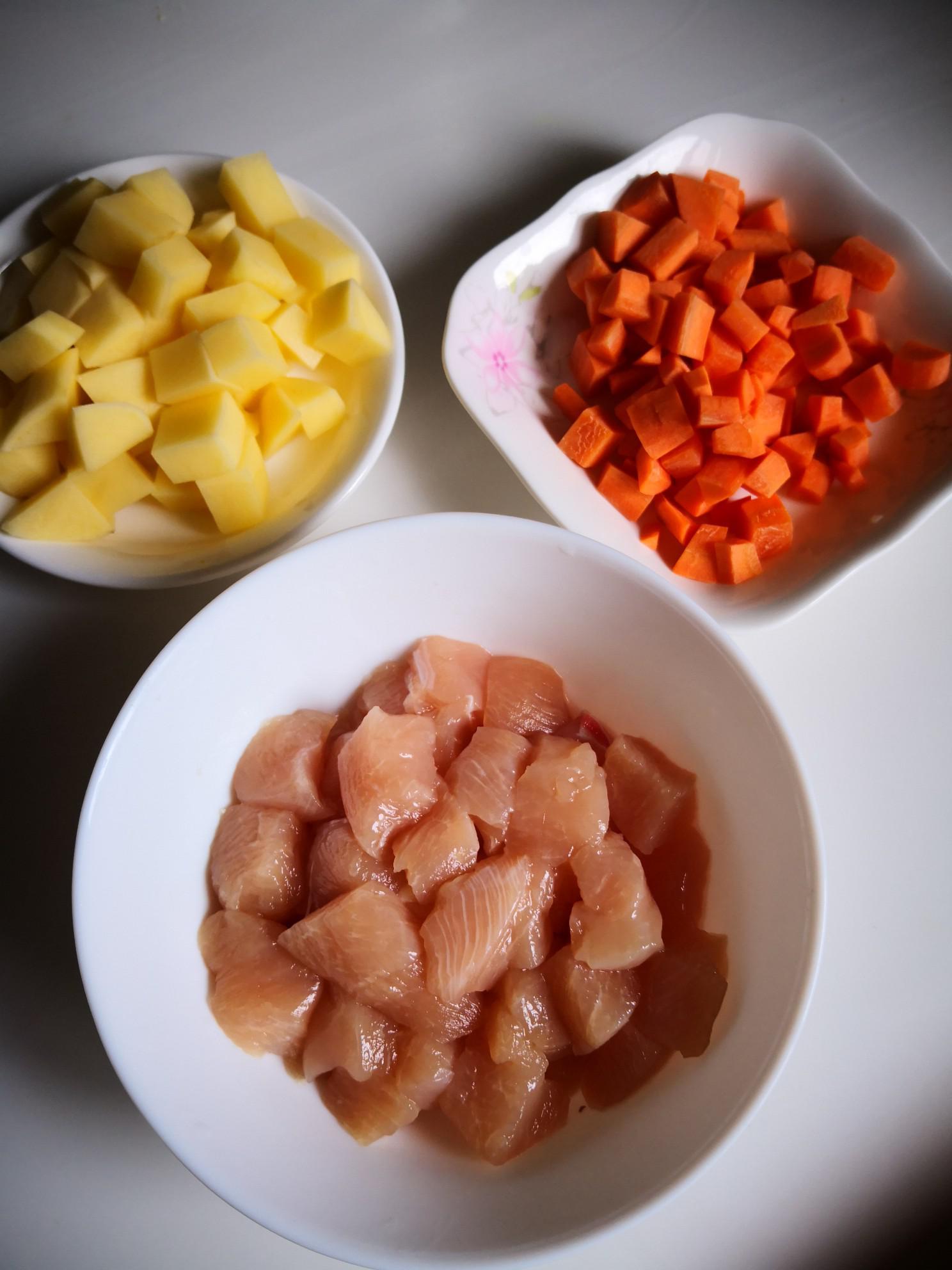 咖喱雞胸肉的做法-咖喱味炒菜譜