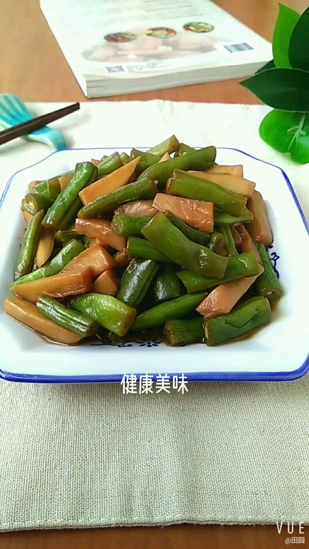 杏鮑菇燒豆角的做法-家常味燒菜譜