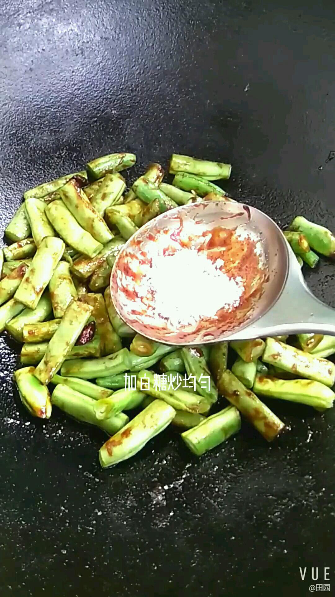 杏鮑菇燒豆角的做法-家常味燒菜譜