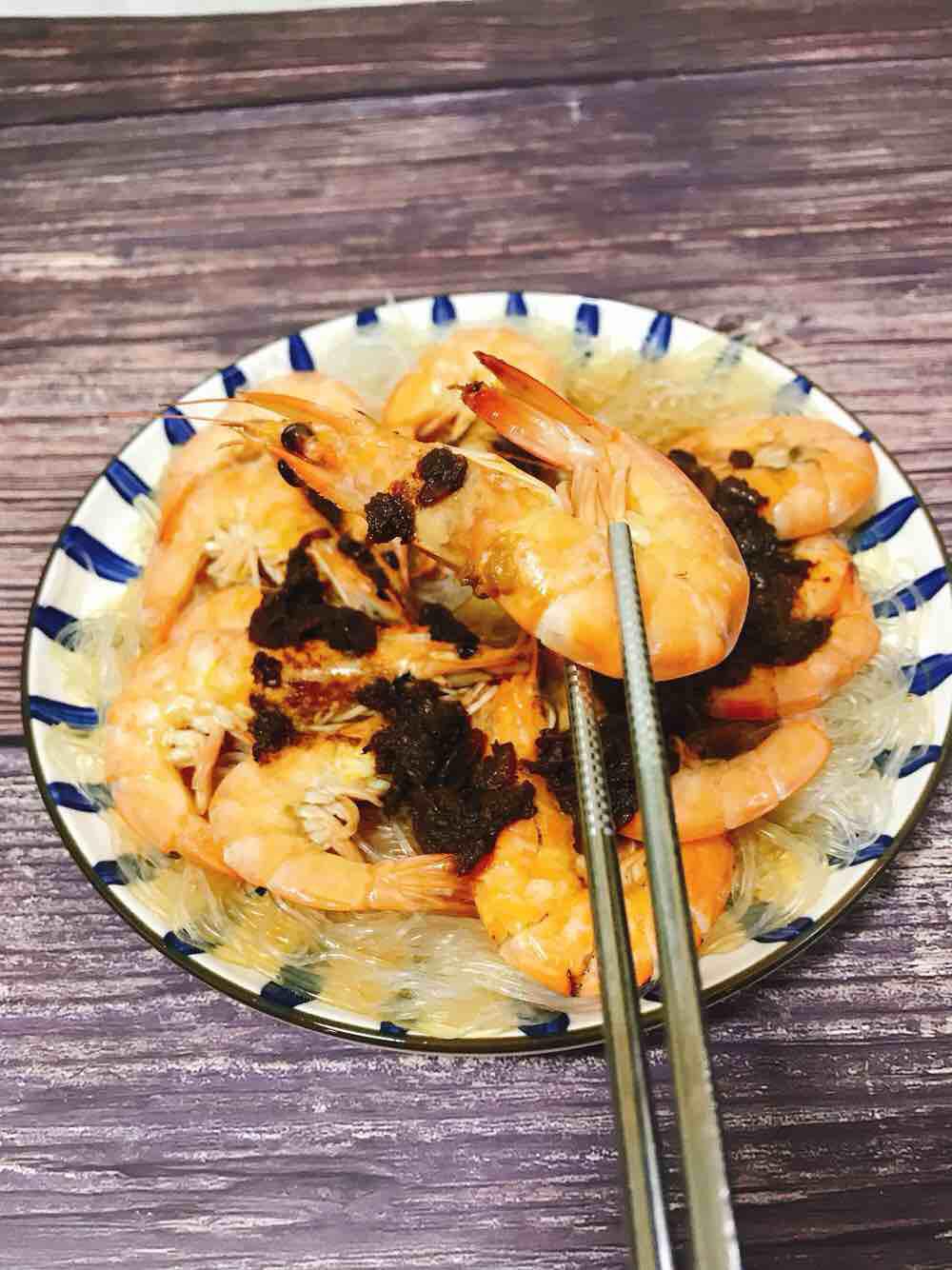 快手又下飯的粉絲蒸大蝦～的做法-咸鮮味蒸菜譜