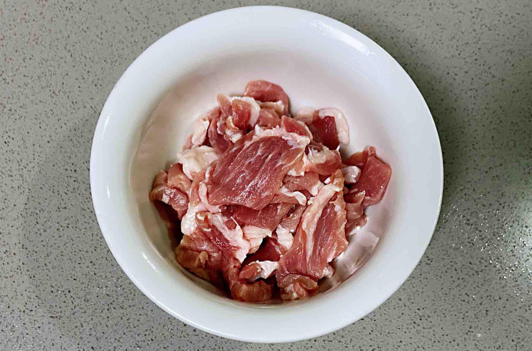 孕婦食譜蔥爆鹽煎肉,香甜脆爽、蔥香濃厚~的作法-咸鮮味燒菜譜-易網健康養生網 孕婦食譜蔥爆鹽煎肉,香甜脆爽、蔥香濃厚~的作法-咸鮮味燒菜譜