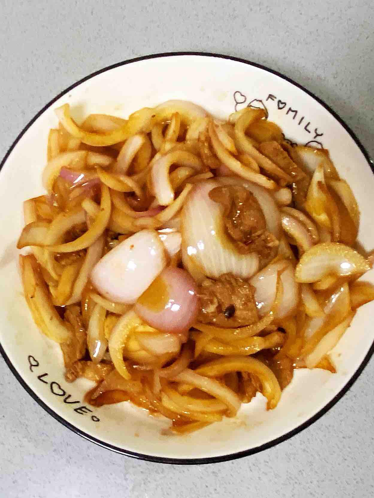 孕婦食譜蔥爆鹽煎肉，香甜脆爽、蔥香濃厚～的作法-咸鮮味燒菜譜