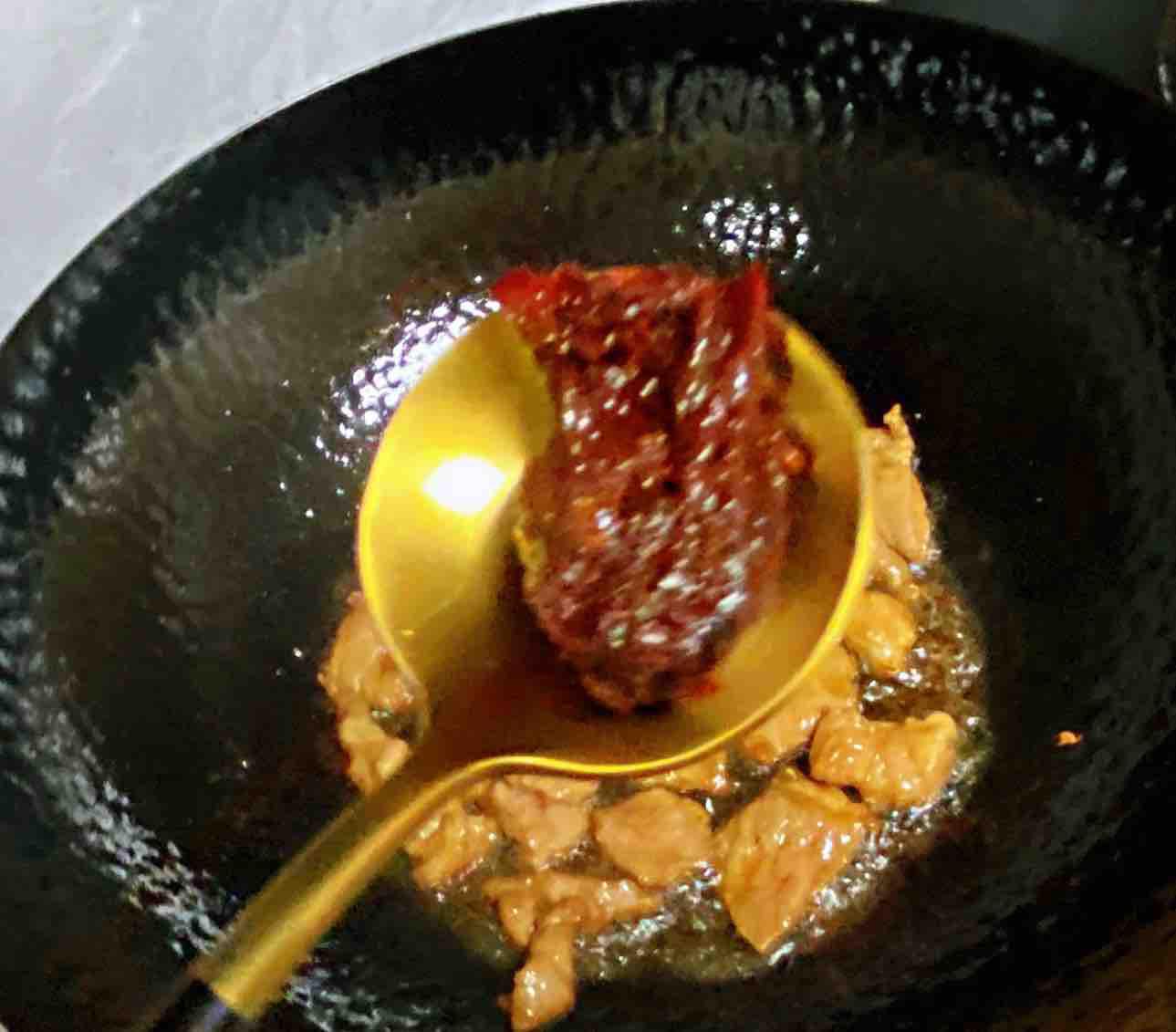 孕婦食譜蔥爆鹽煎肉,香甜脆爽、蔥香濃厚~的作法-咸鮮味燒菜譜-易網健康養生網 孕婦食譜蔥爆鹽煎肉,香甜脆爽、蔥香濃厚~的作法-咸鮮味燒菜譜